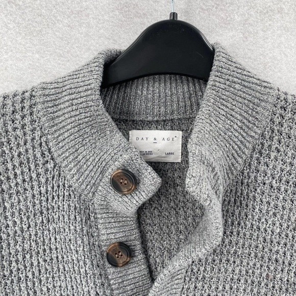 NEW Day & Age Henley Knit Sweater Mens LARGE Pullover Fisherman Waffle Knit Gray - Picture 6 of 15